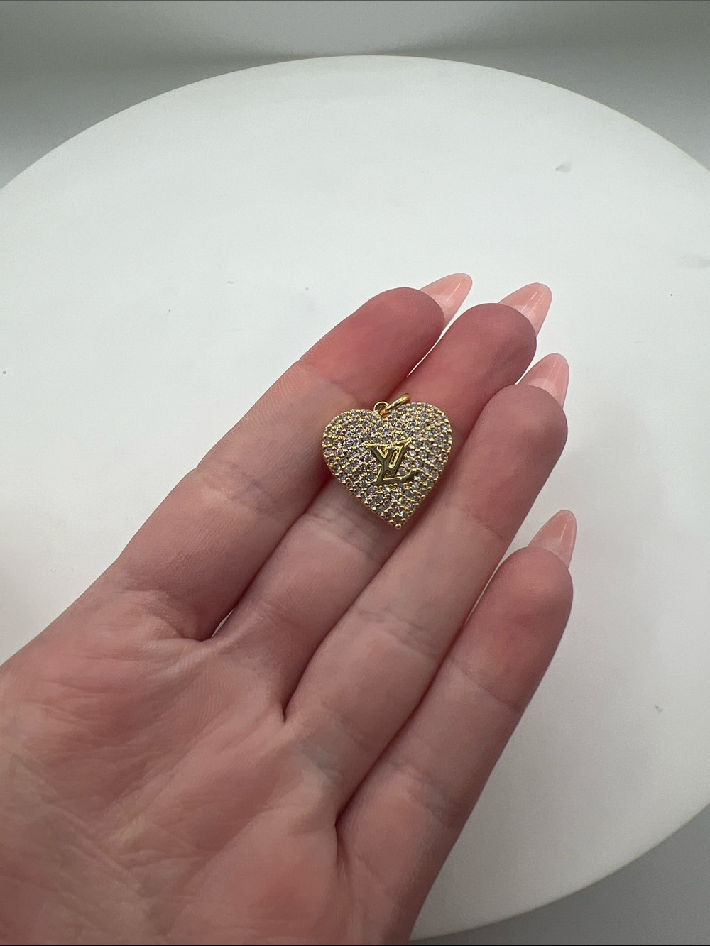 1492. Gold Heart Pendant with Pavé Crystals - Picture 3 of 7